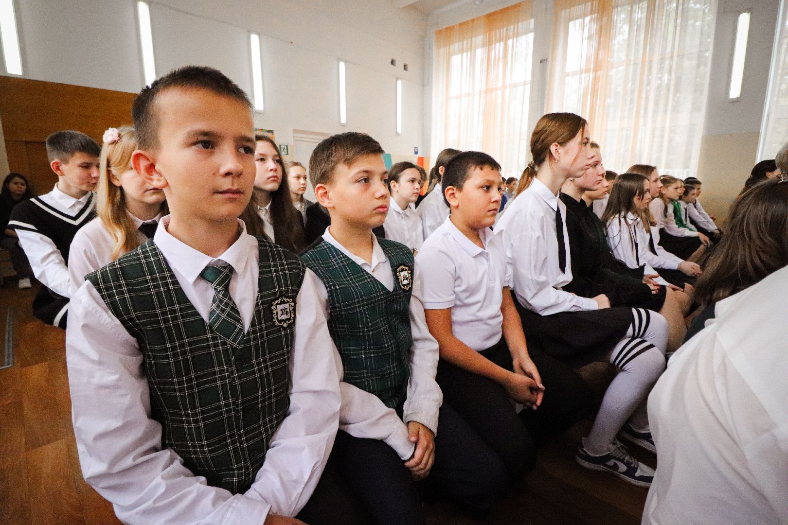 Клин, общество, образование, память, герои ВОВ, парта героя,