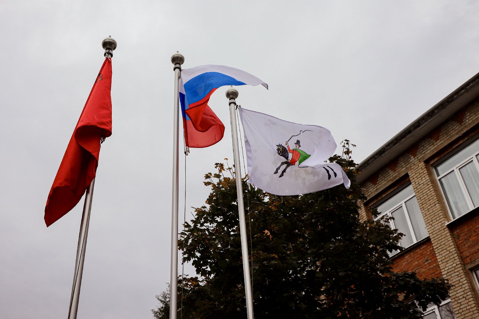 Клин, общество, образование, память, герои ВОВ, парта героя,