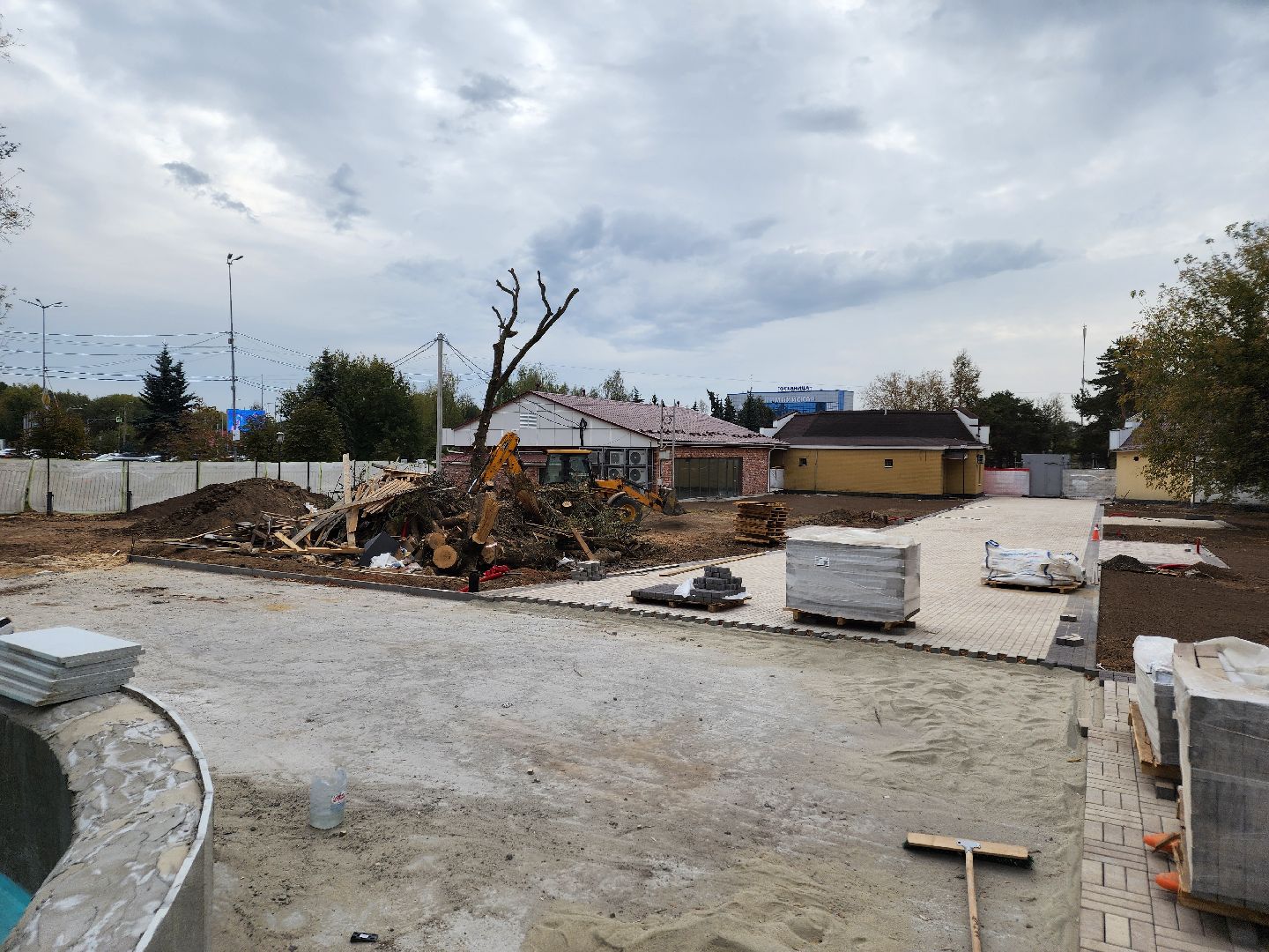 Чехов, бульвар Чехова, реконструкция, благоустройство, строительство, фонтан, малые архитектурные формы, пешеходные дорожки, нацпроект жилье и городская среда, готовность объекта, сквер Чехова,