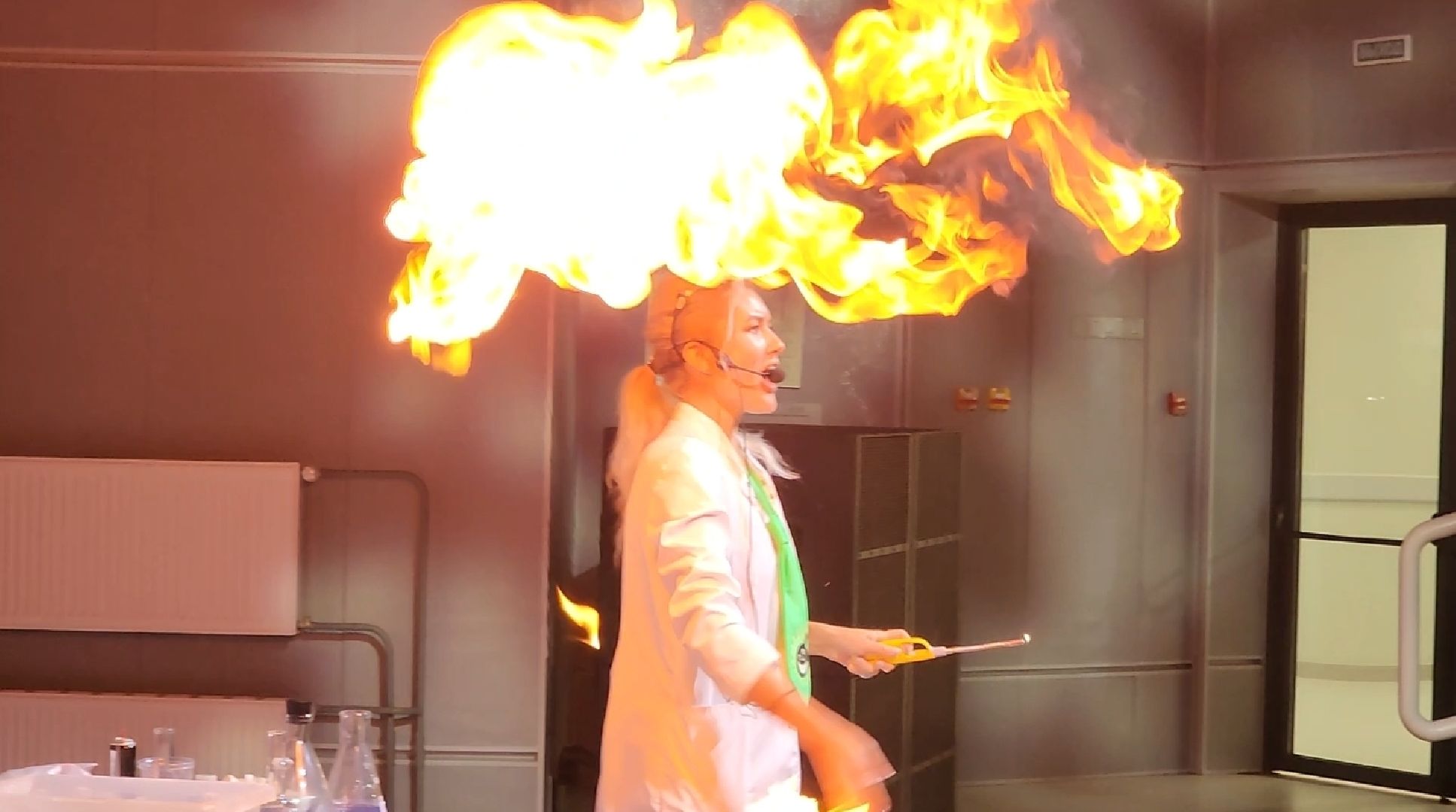 долгопрудный, технопарк физтех-лицея, Выходи решать, Шоу профессора Николя, эксперименты,