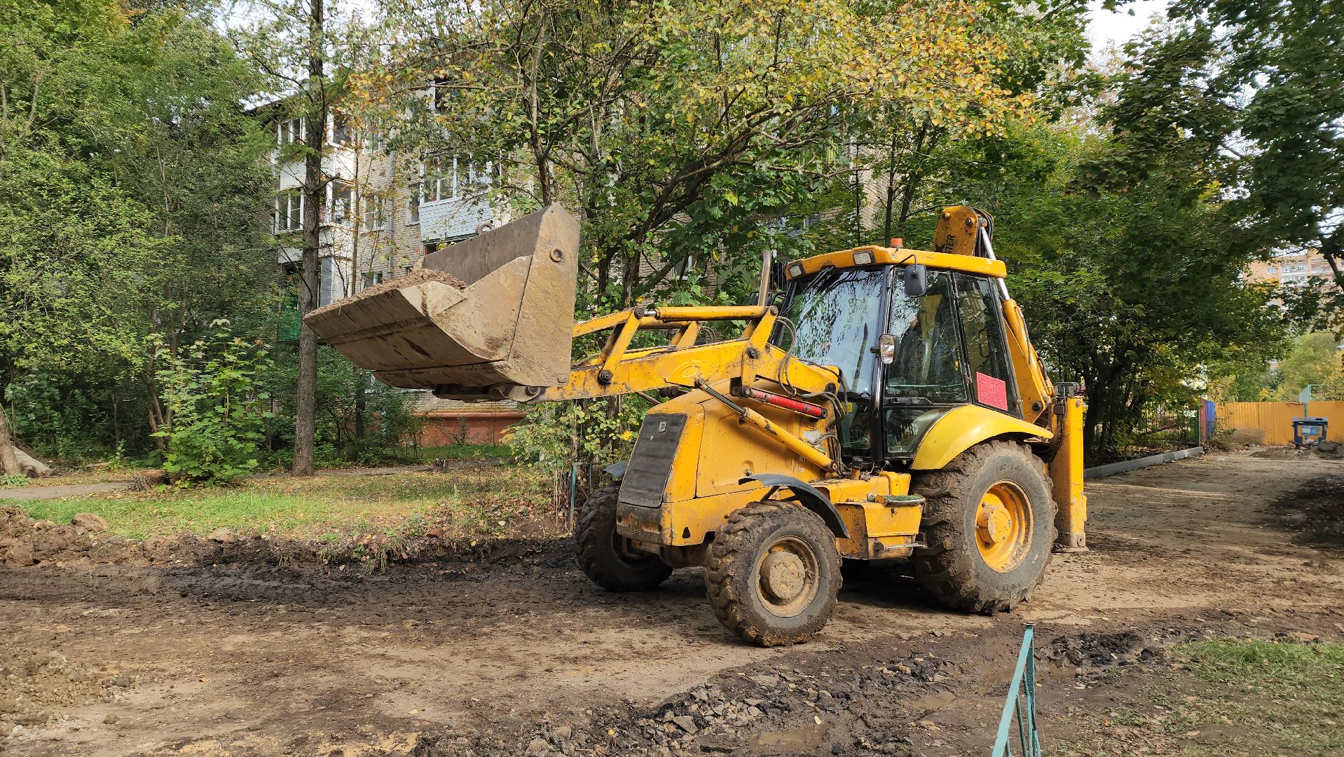 благоустройство дворов, бордюрный камень, Лобня,