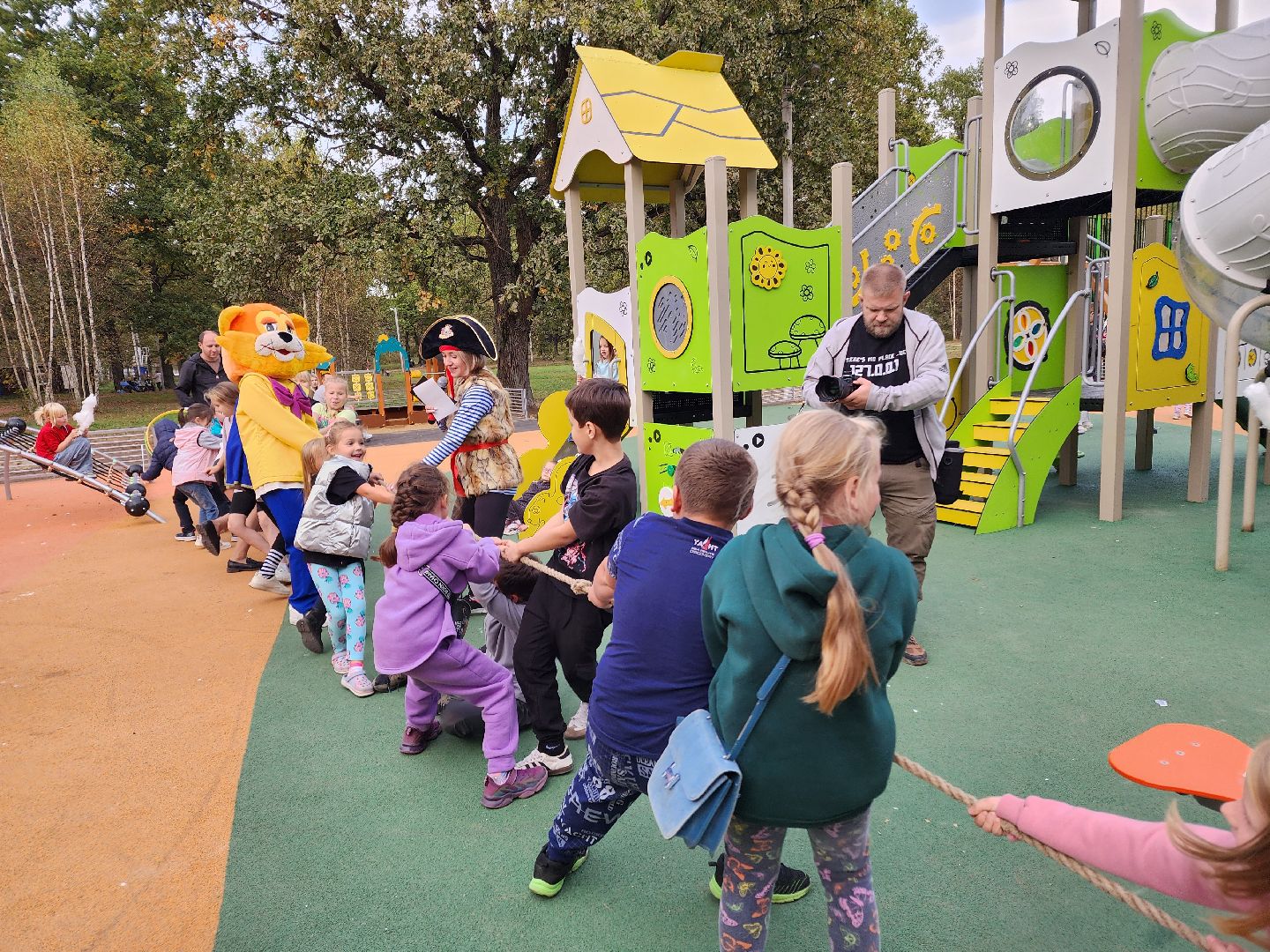 Чехов, село Троицкое, парк Дубки, детская площадка, спортивная площадка, открытие, губернаторская программа Наше Подмосковье, глава округа михаил собакин,