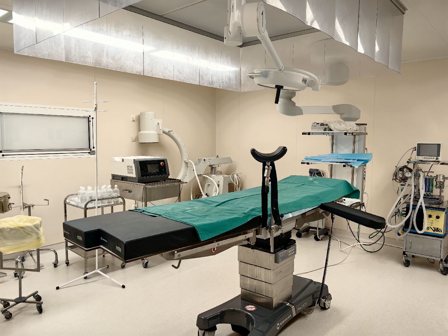 урологическое отделение, больница, пациент, операция, операционная, палата, комфорт,