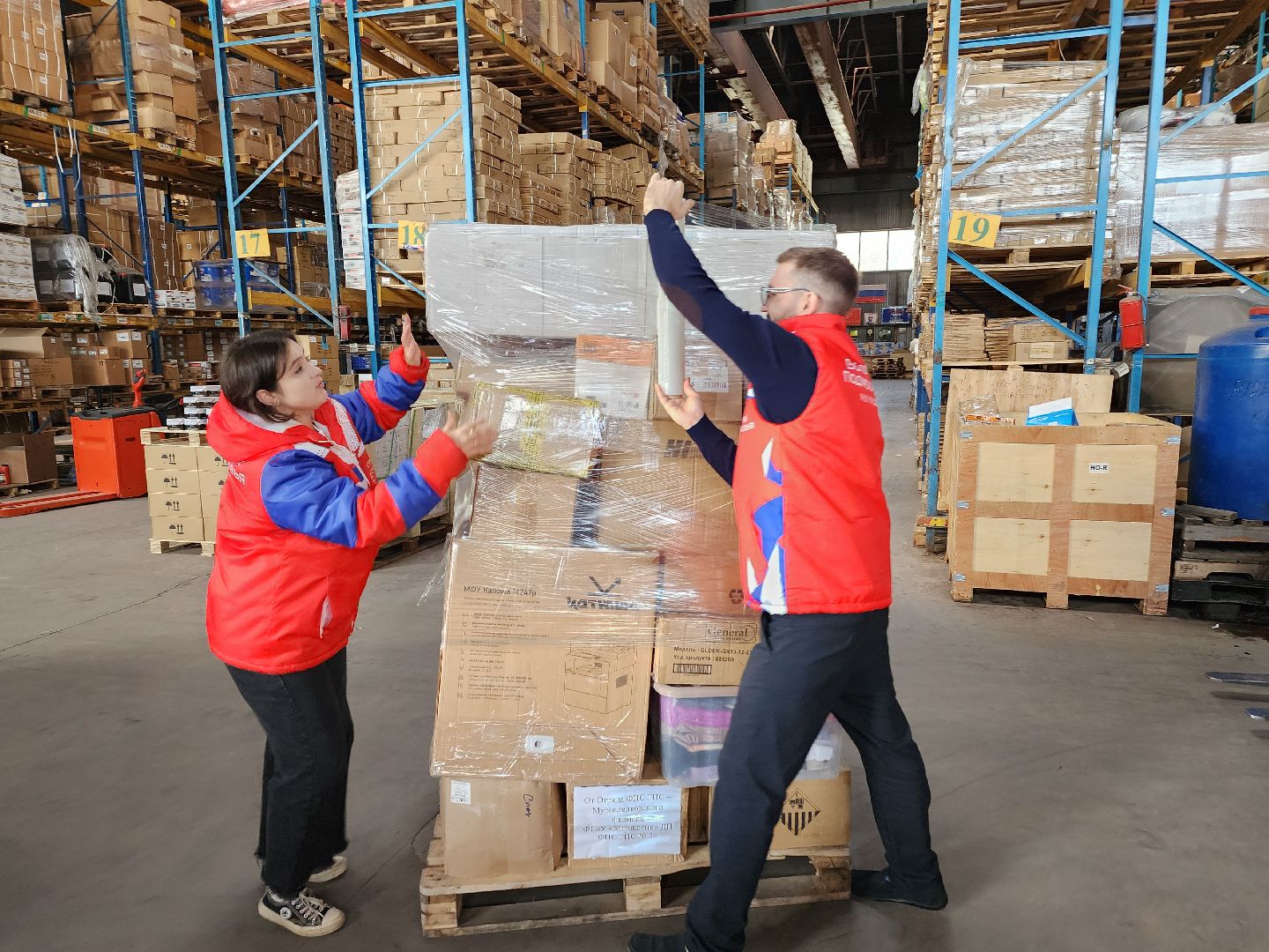 волонтерское движение, волонтеры подмосковья, балашиха, гуманитаная помощь,