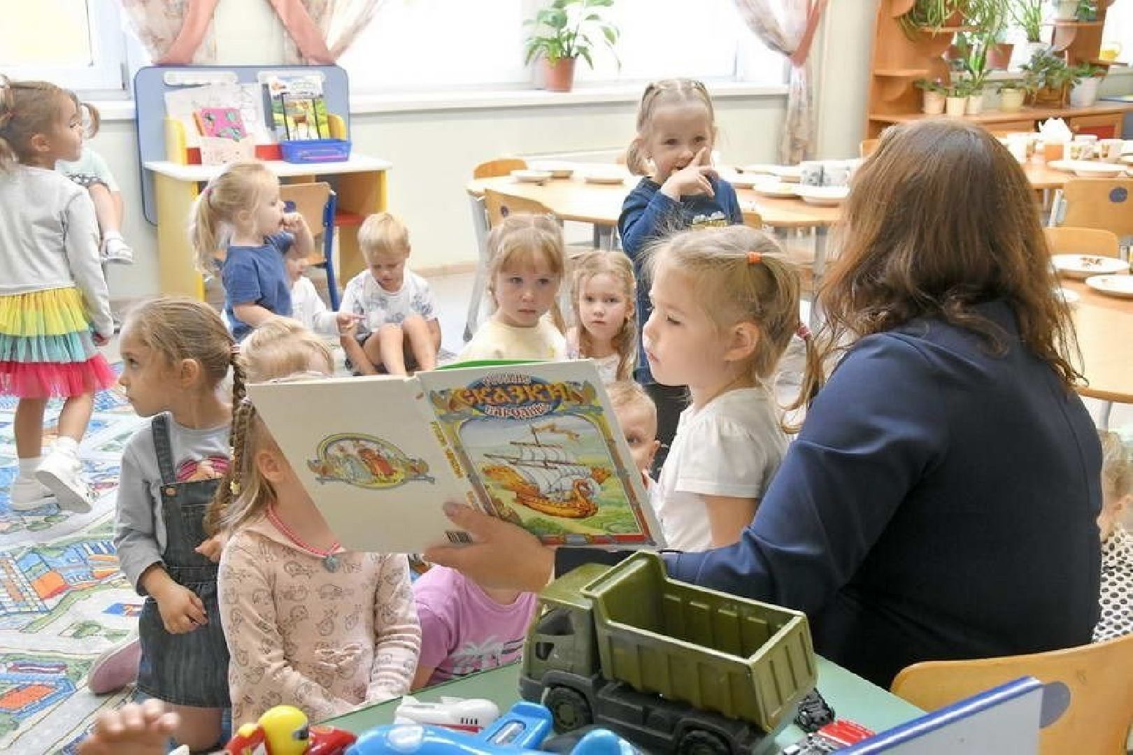 день воспитателя, день дошкольного работника, школа Перспектива Власиха, дошкольное отделение Перспективы, Власиха Перспектива,