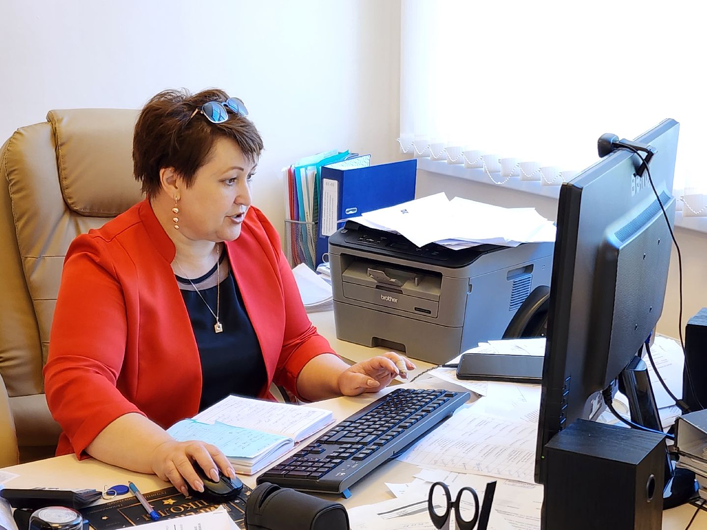 Чехов, поселок Любучаны, средняя школа, отопление, теплоснабжение, директор школы Ирина Резвина, глава округа михаил собакин,