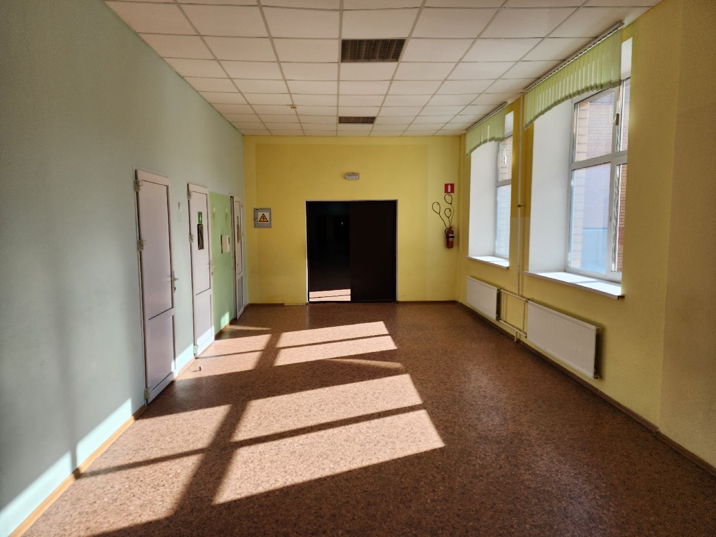 Чехов, поселок Любучаны, средняя школа, отопление, теплоснабжение, директор школы Ирина Резвина, глава округа михаил собакин,