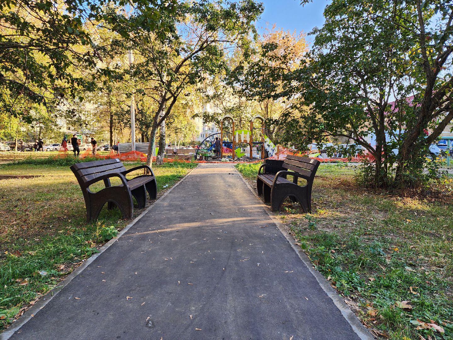 раменское, благоустройство, монтаж детского игрового комплекса на Гурьева 26,