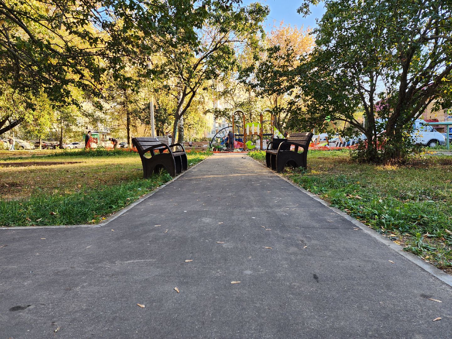 раменское, благоустройство, монтаж детского игрового комплекса на Гурьева 26,