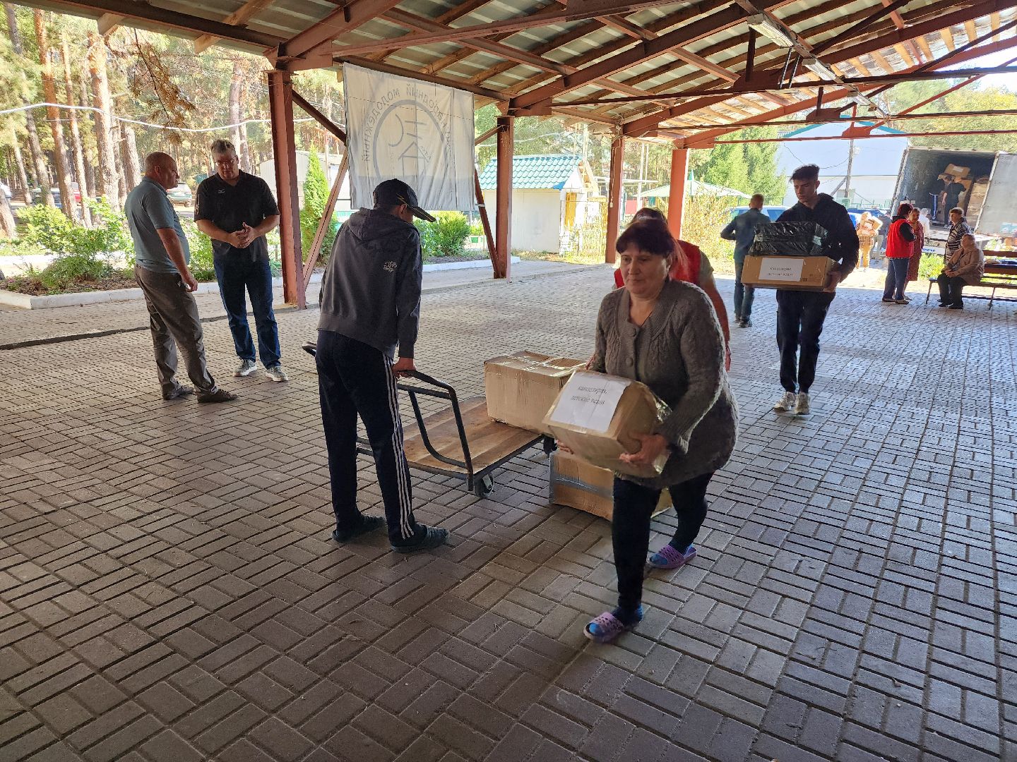 волонтеры подмосковья, гуманитарная помощь, курская область,