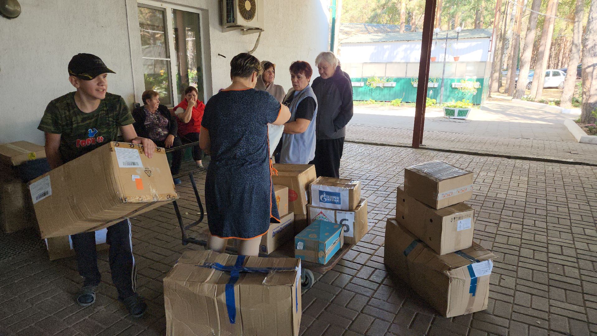 волонтеры подмосковья, гуманитарная помощь, курская область,