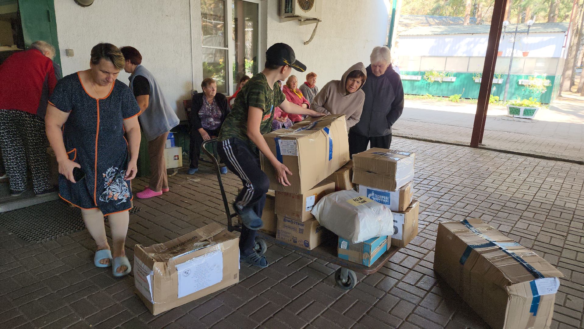волонтеры подмосковья, гуманитарная помощь, курская область,