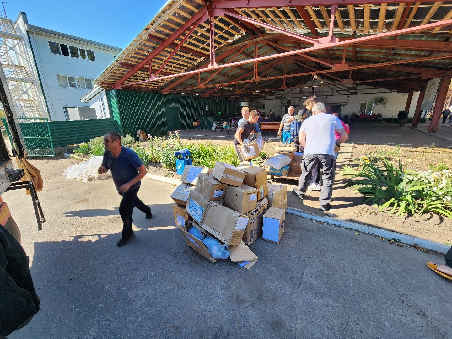 волонтеры подмосковья, гуманитарная помощь, курская область,