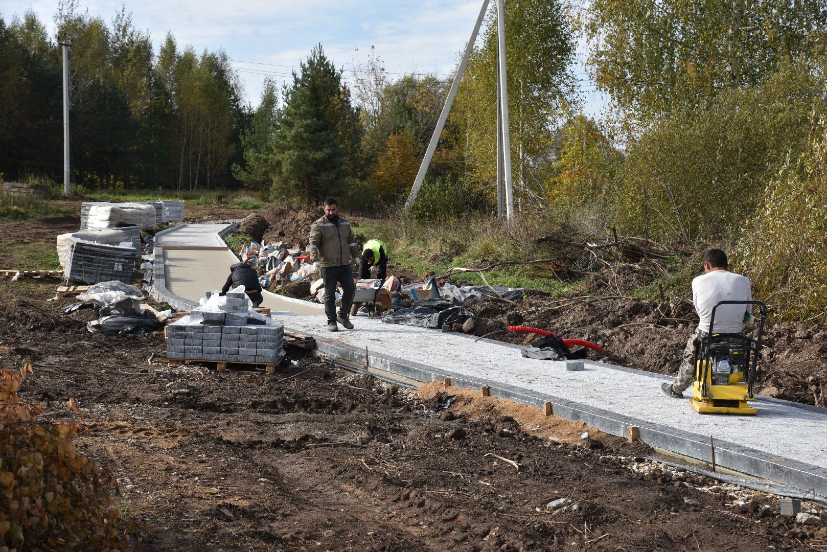 лотошино, благоустройство, формирование комфортной городской среды, красный ручей,