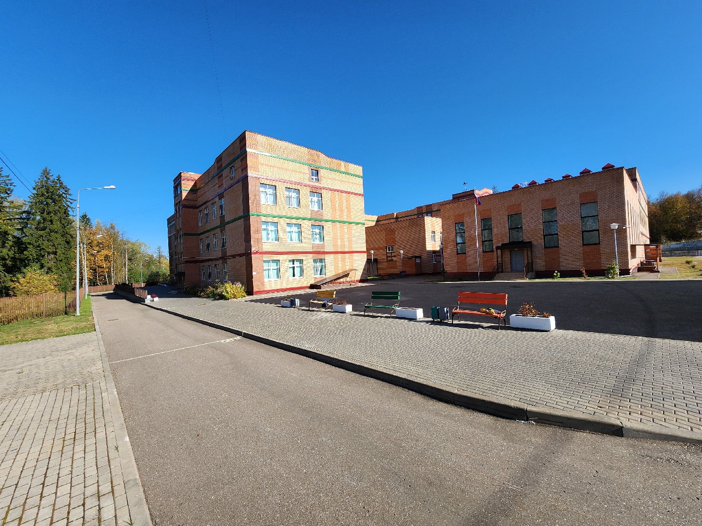 Чехов, поселок Любучаны, Любучанская школа, учитель биологии, Валентина Ратникова, лауреат конкурса, премия губернатора Московской области,лучший учитель-предметник,