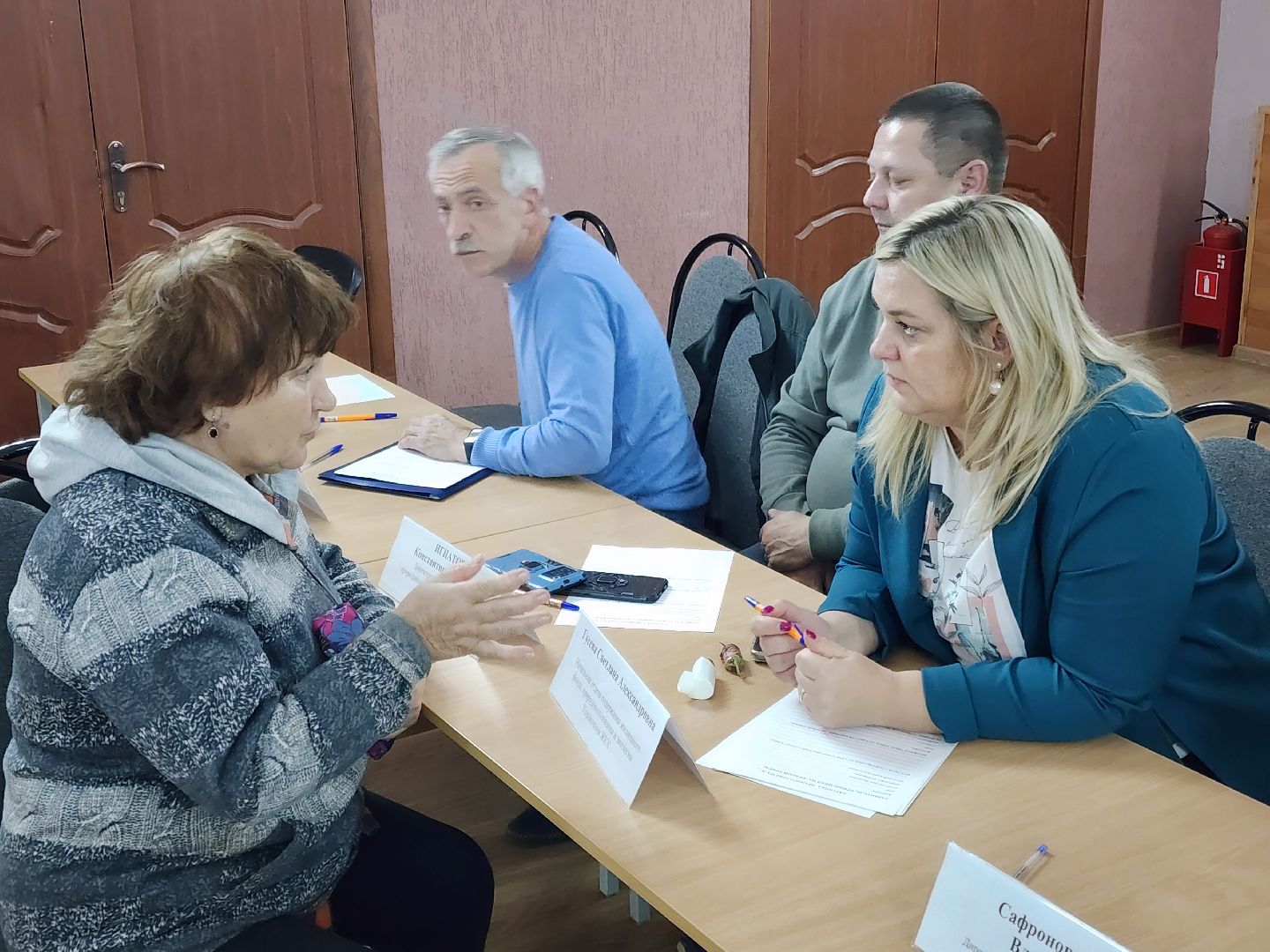 Чехов, село Шарапово, выездная администрация, встреча с жителями, обращения граждан, утепление дома, теплоизоляция, гидроизоляция, улица Колхозная,