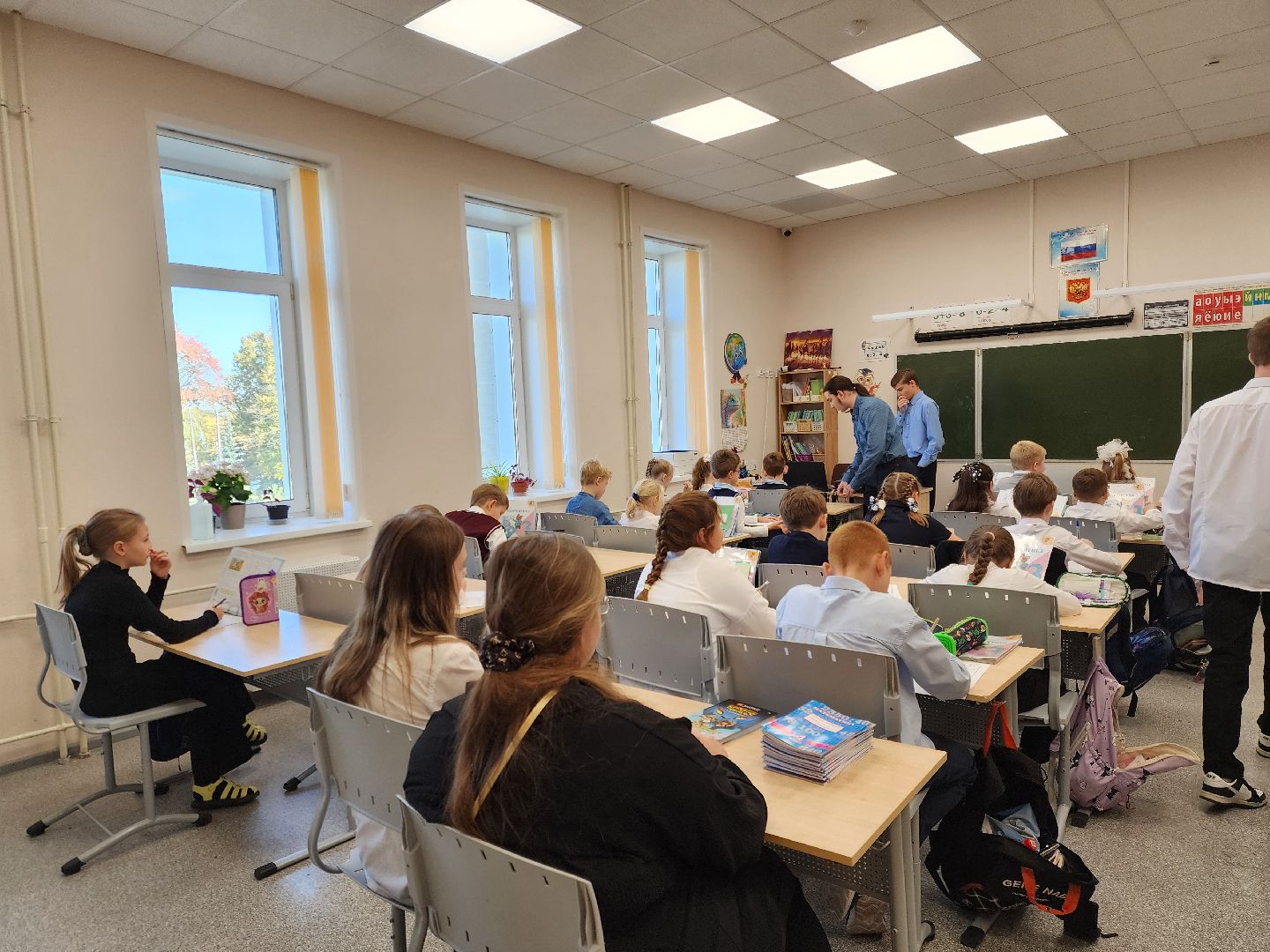 Ногинск, Жители, Общество, Школа, Центр образования, Ученики, День учителя, День дублера,