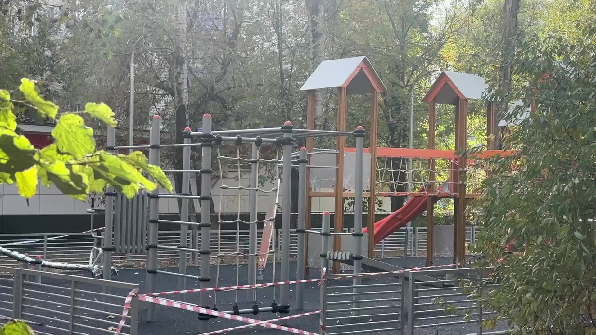 Реутов, Добродел, Строителей, детская площадка, новая ДИП, качели, горки, благоустройство,