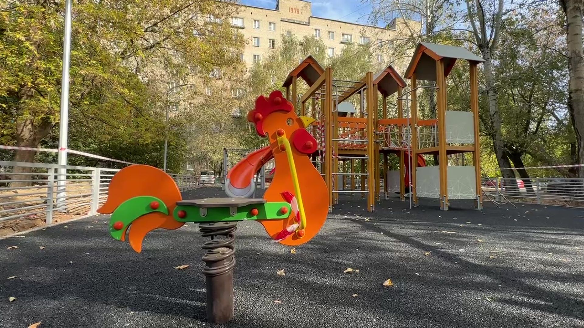 Реутов, Добродел, Строителей, детская площадка, новая ДИП, качели, горки, благоустройство,