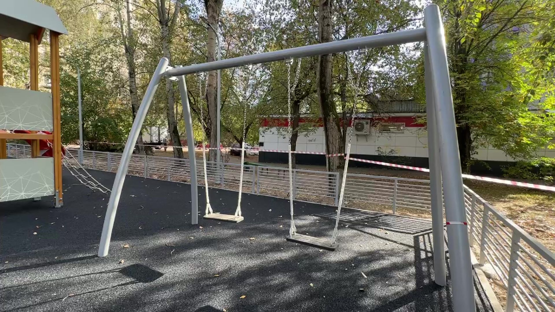 Реутов, Добродел, Строителей, детская площадка, новая ДИП, качели, горки, благоустройство,