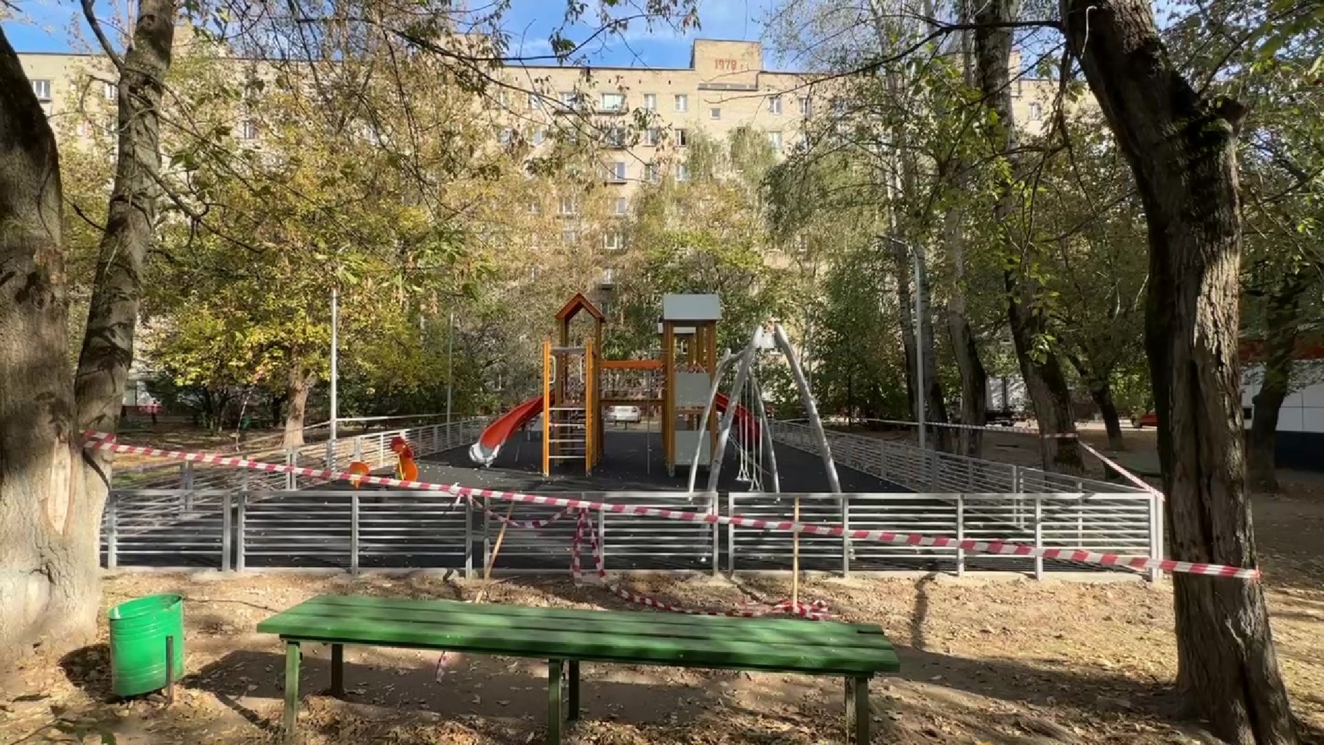 Реутов, Добродел, Строителей, детская площадка, новая ДИП, качели, горки, благоустройство,