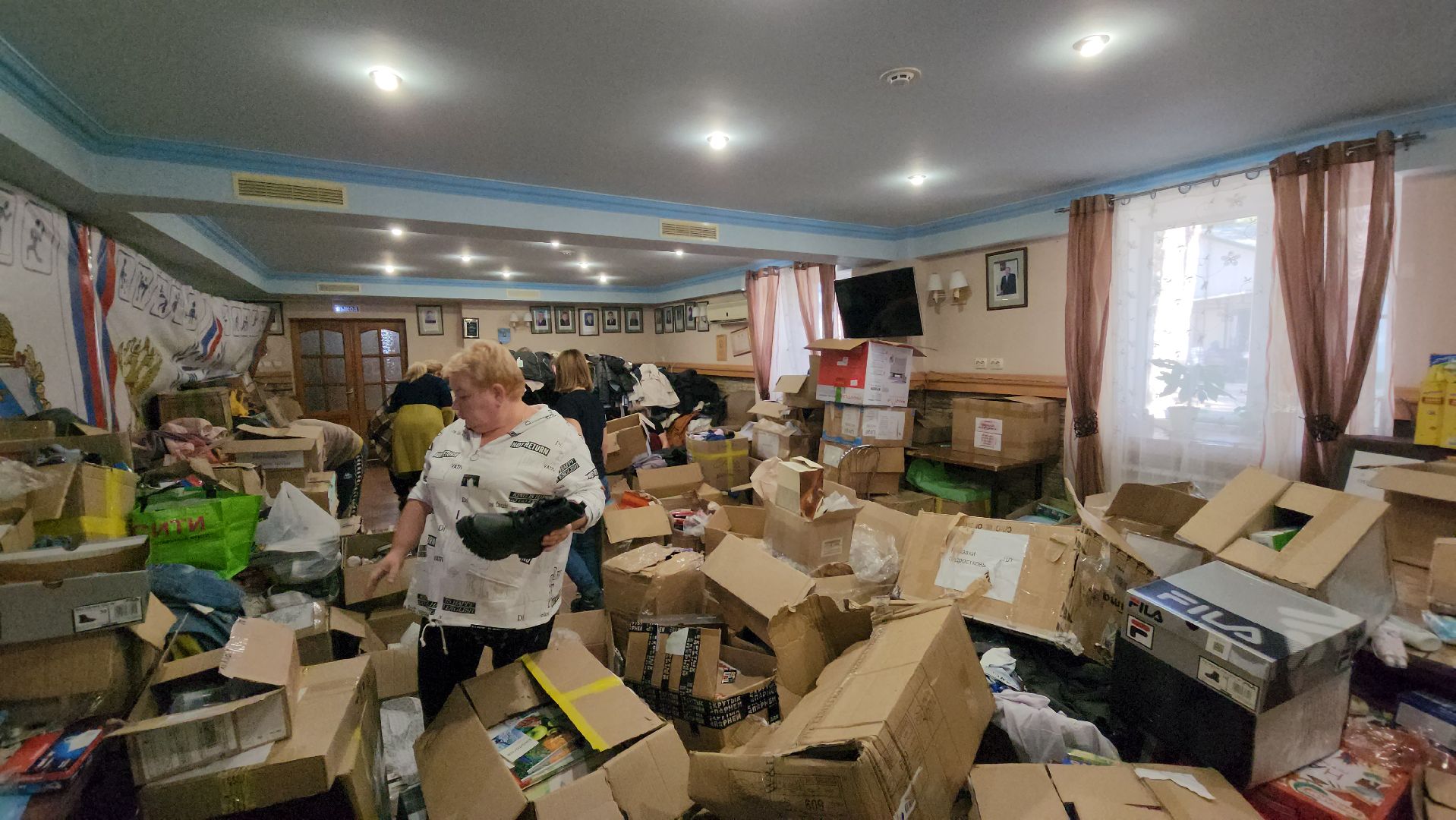 волонтеры подмосковья, гуманитаная помощь, благотворительность, курск, курская область,