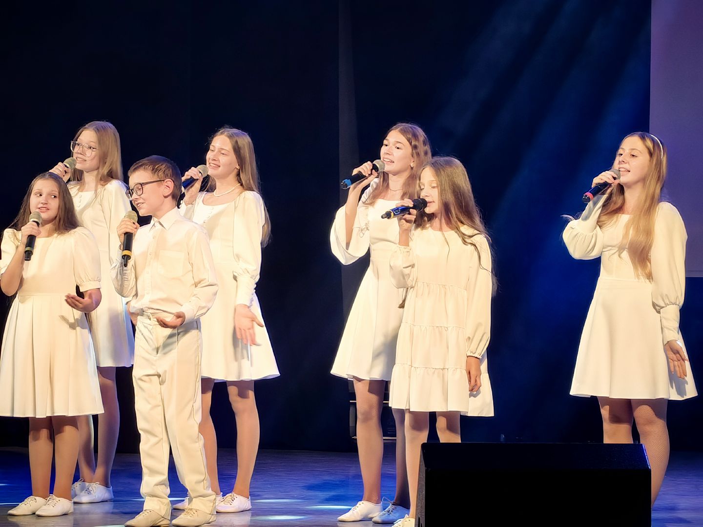 день учителя, Педагог начальных классов, школа, дети, ЦДК,