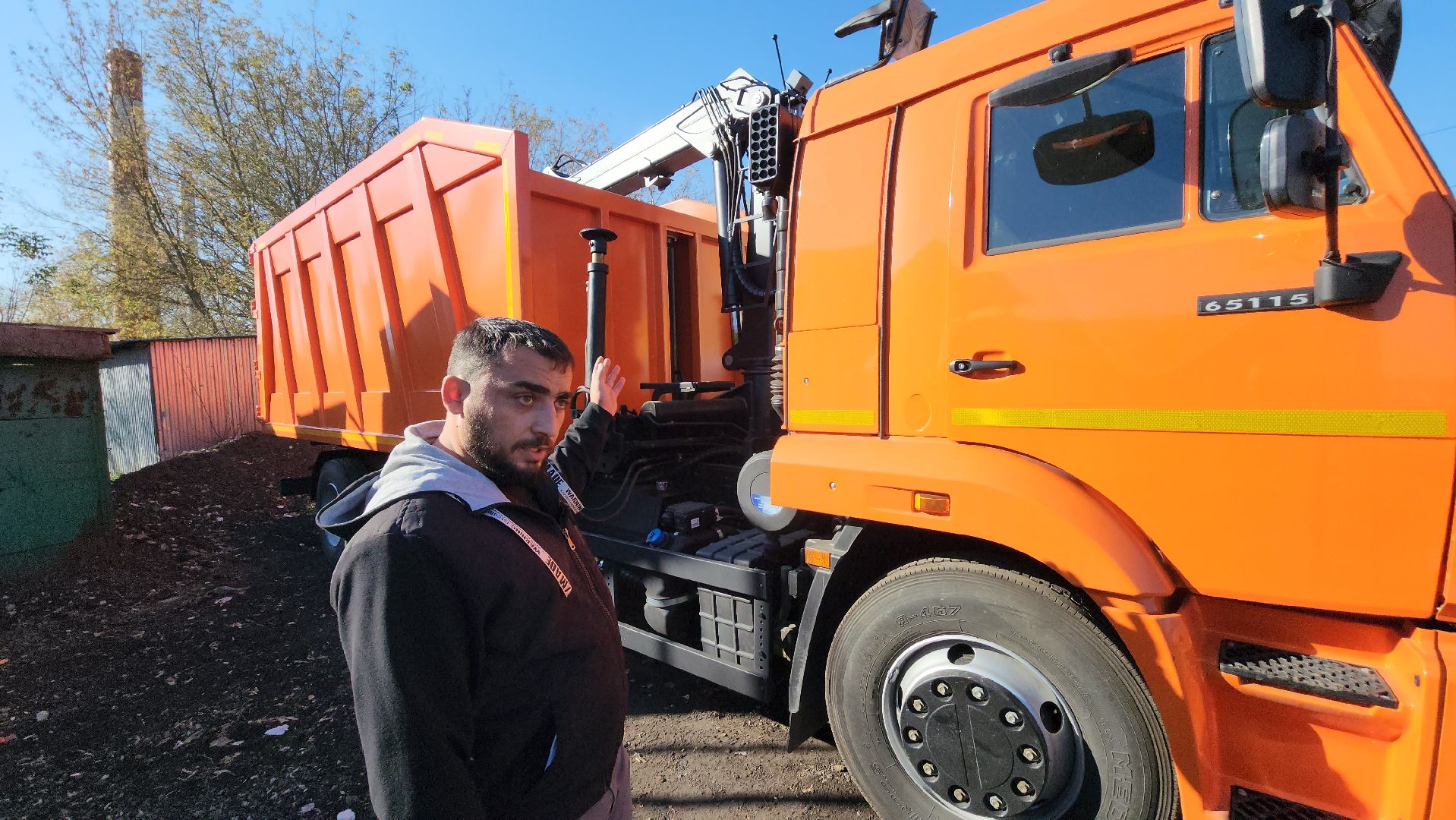 серпухов, комбинат благоустройства, ломовоз, улица екатерины дашковой, новая коммунальная техника, жкх,