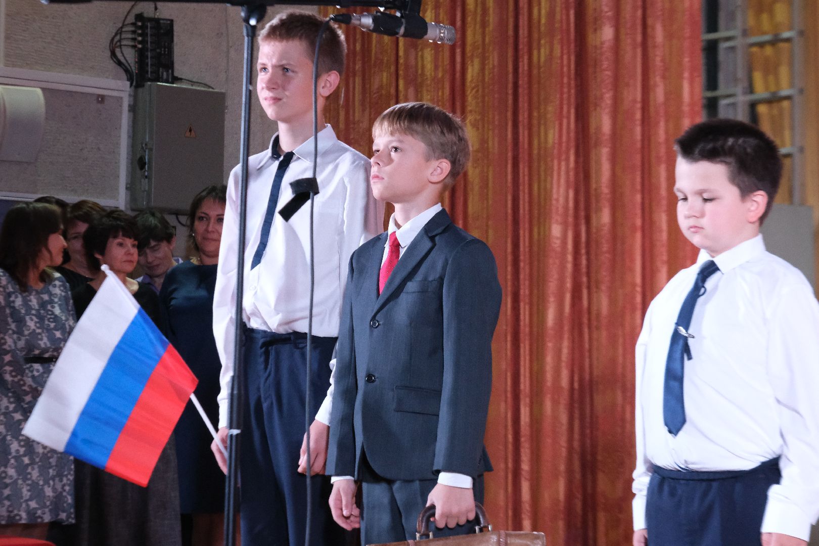 пущино, серпухов, день учителя,