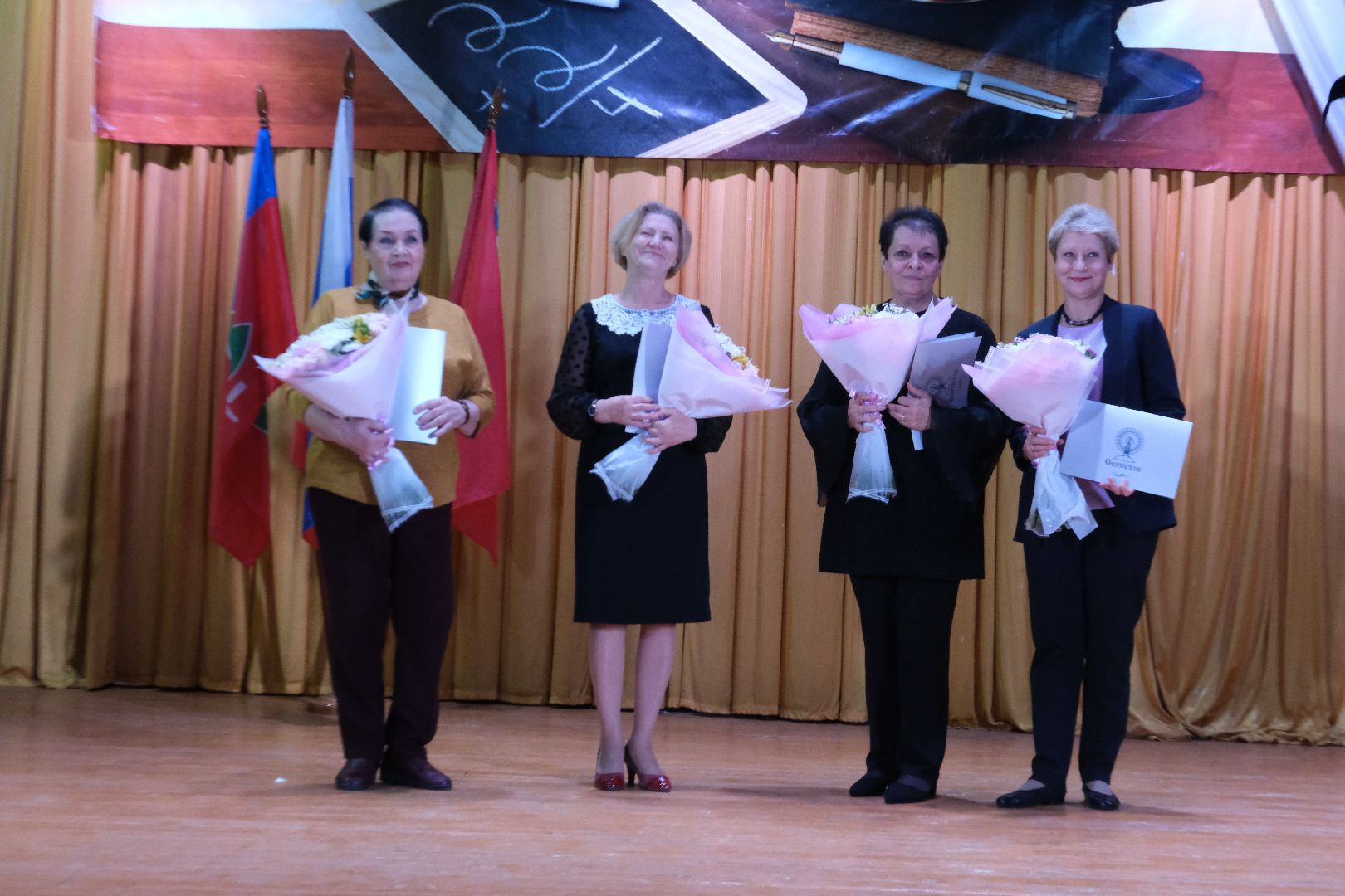 пущино, серпухов, день учителя,