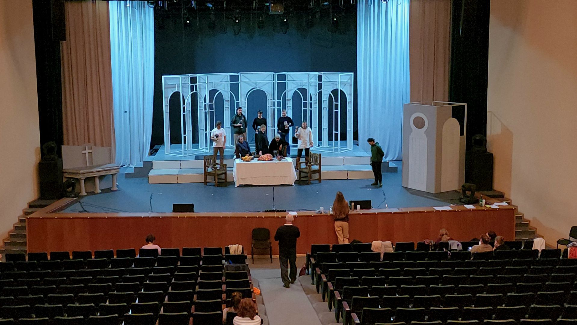 театр фэст,