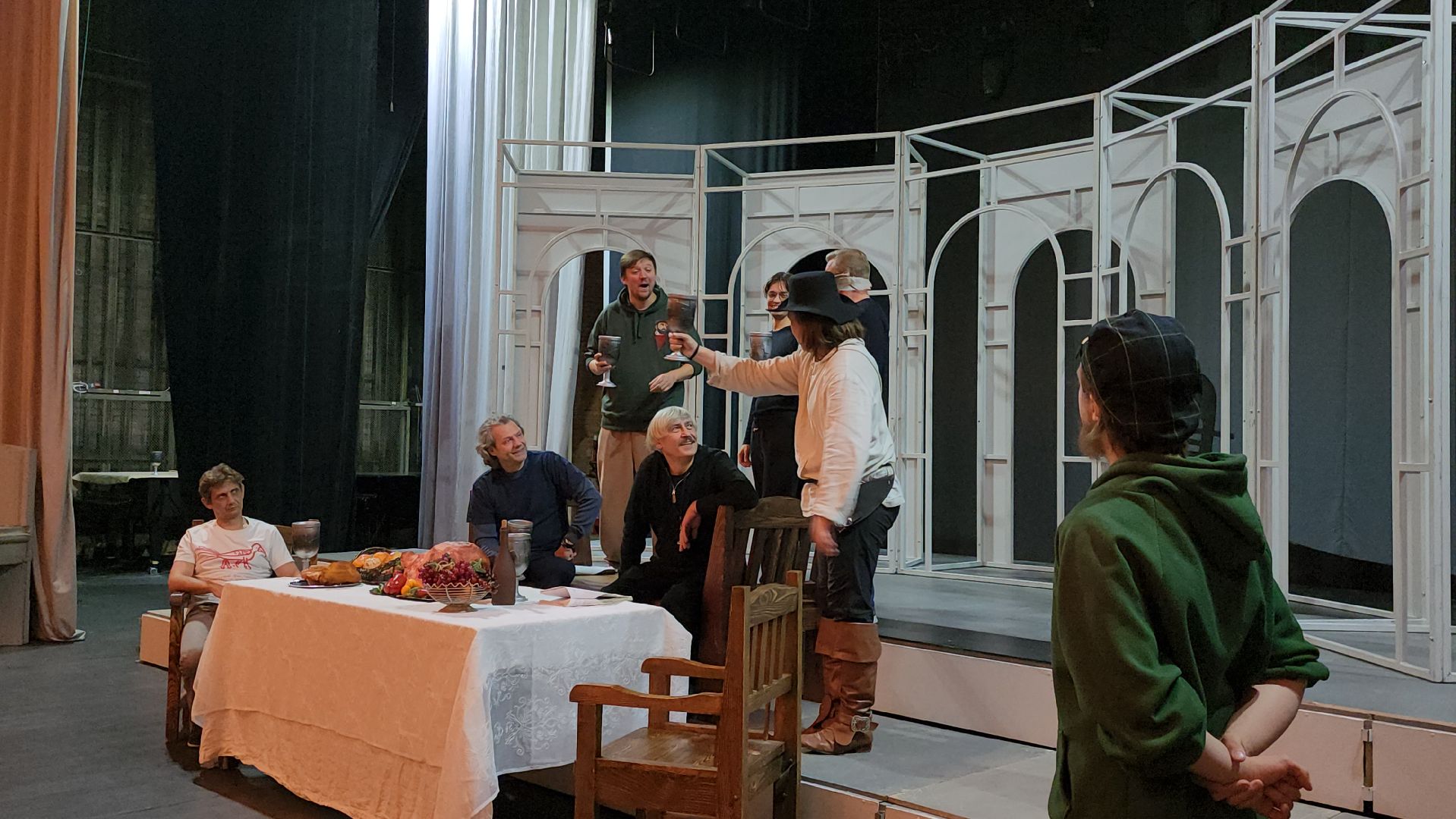 театр фэст,