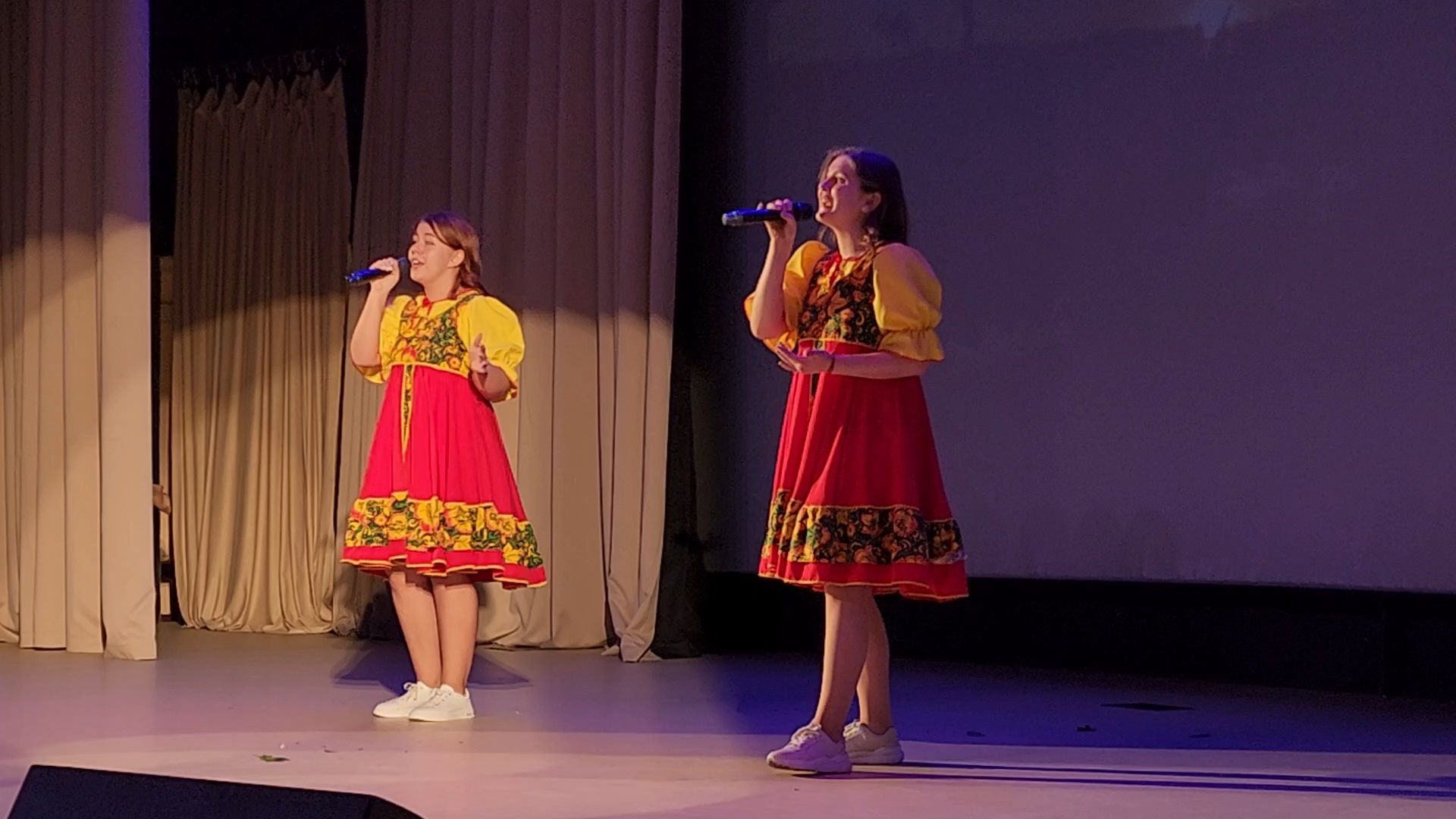 Бронницы, День учителя, Праздничный концерт в День учителя, Поздравления учителям,