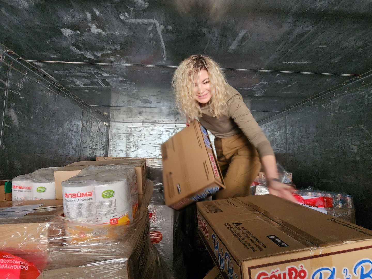 волонтеры подмосковья,помощь бойцам сво, доброе дело,