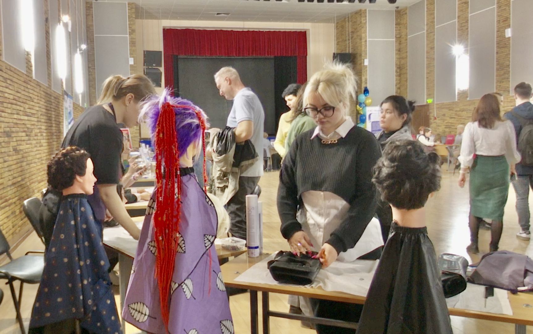 Клин, ярмарка вакансий, работа, люди