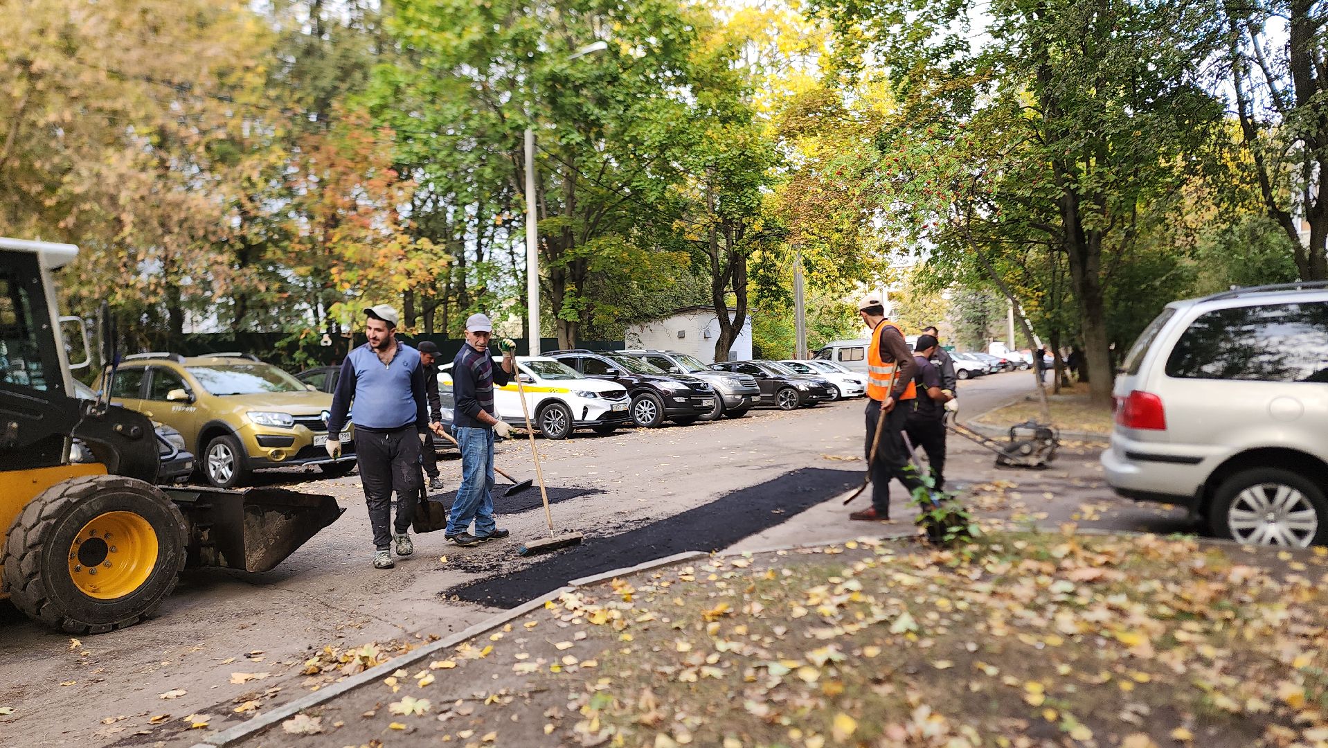 Домодедово, Подмосковье, Дороги, ЖКХ, Ямочный ремонт, замена асфальта во дворе,