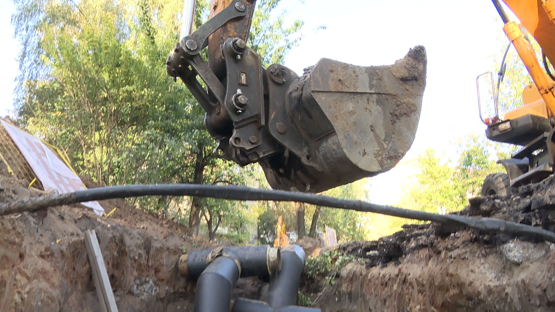 Реутов, теплотрасса, реконструкция, земляные работы,