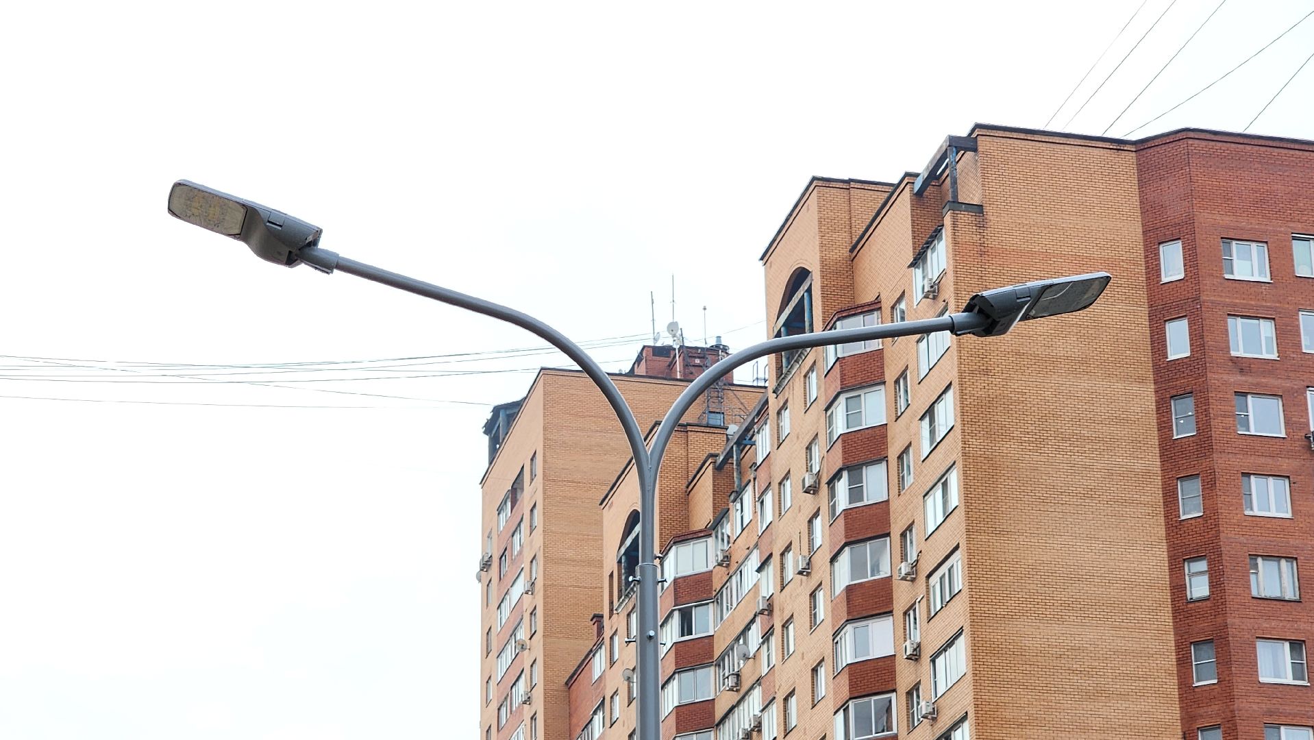 Благоустройство, освещение дорог, освещение улиц, светлый город,