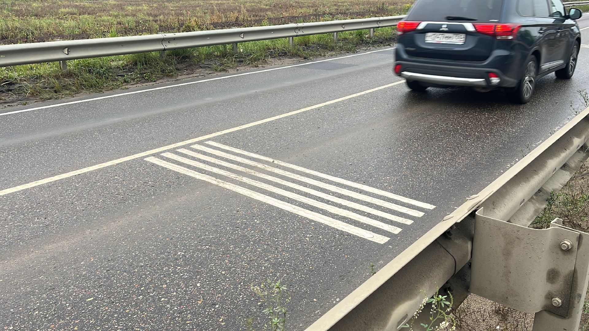 искусственная неровность, шумовые полосы, дорожное движение, пдд, безопасность, безопасное движение,