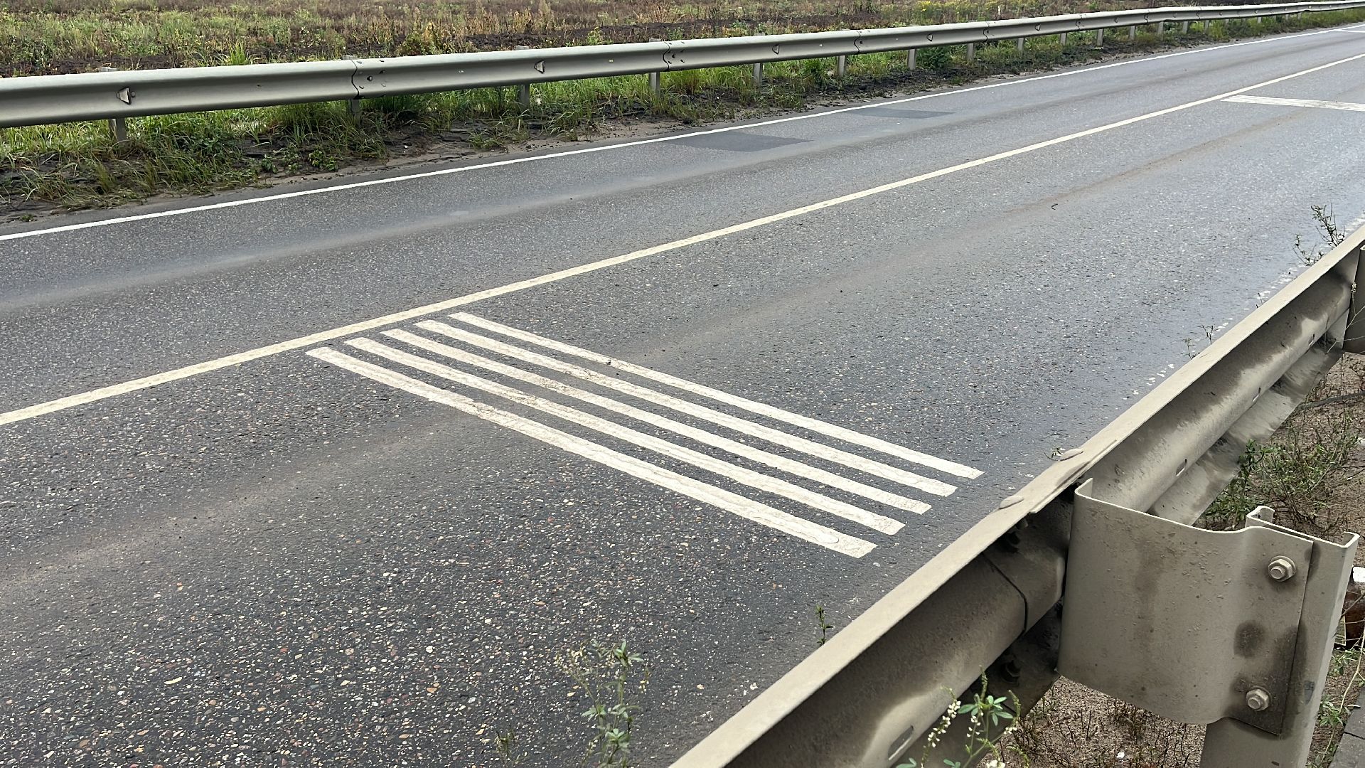 искусственная неровность, шумовые полосы, дорожное движение, пдд, безопасность, безопасное движение,