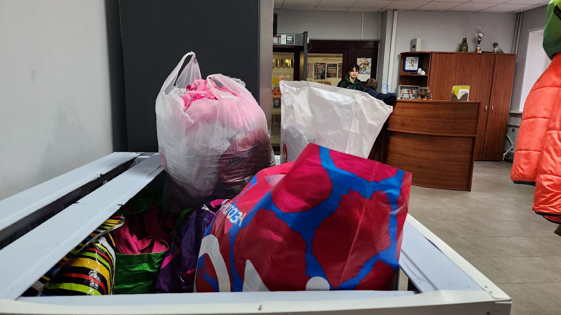 благотворительная акция, обмен вещами, Из рук в руки, Старая Купавна, Богородский городской округ,