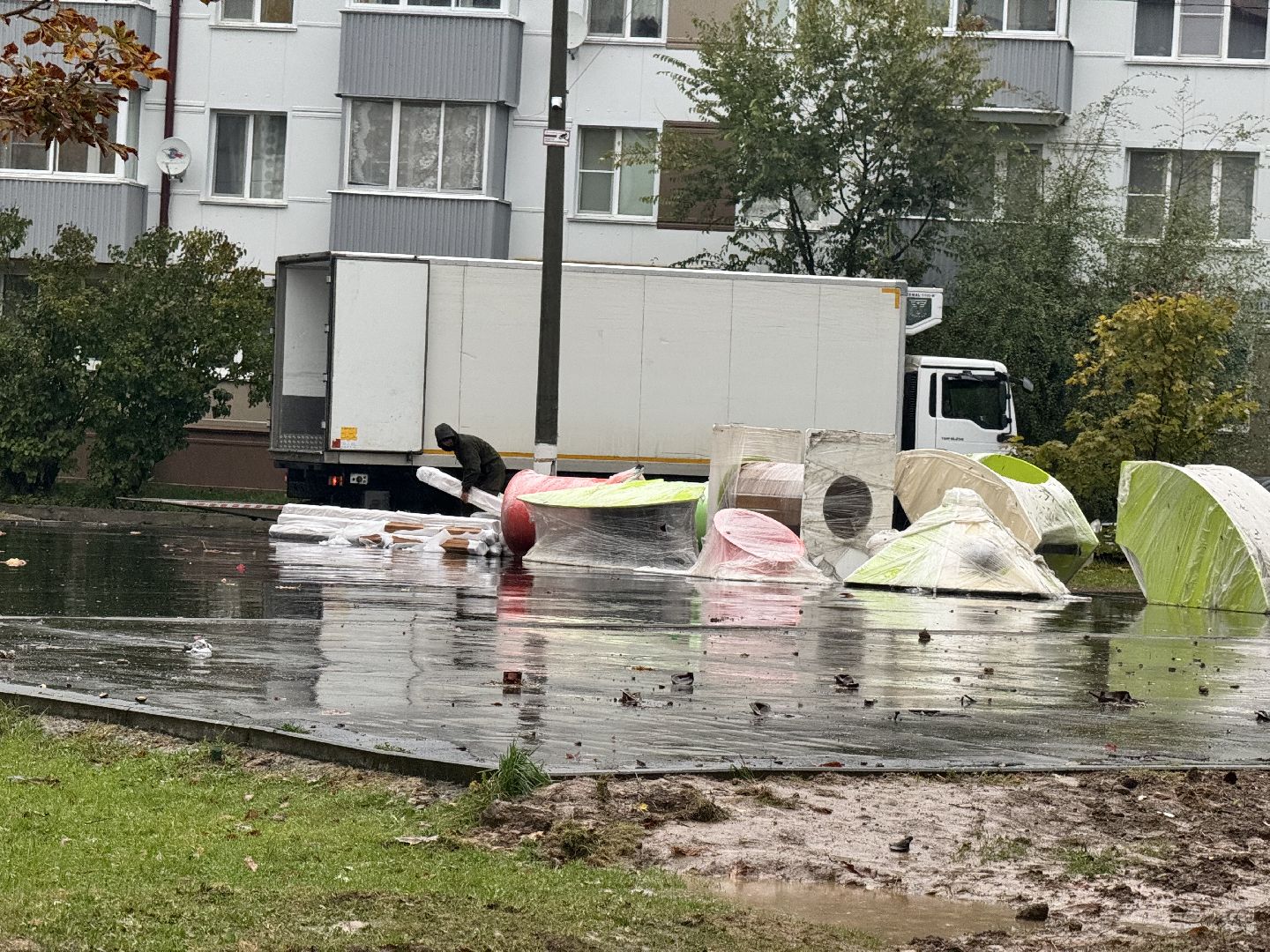 шаховская, детская игровая площадка губернатора, установка детской площадки,