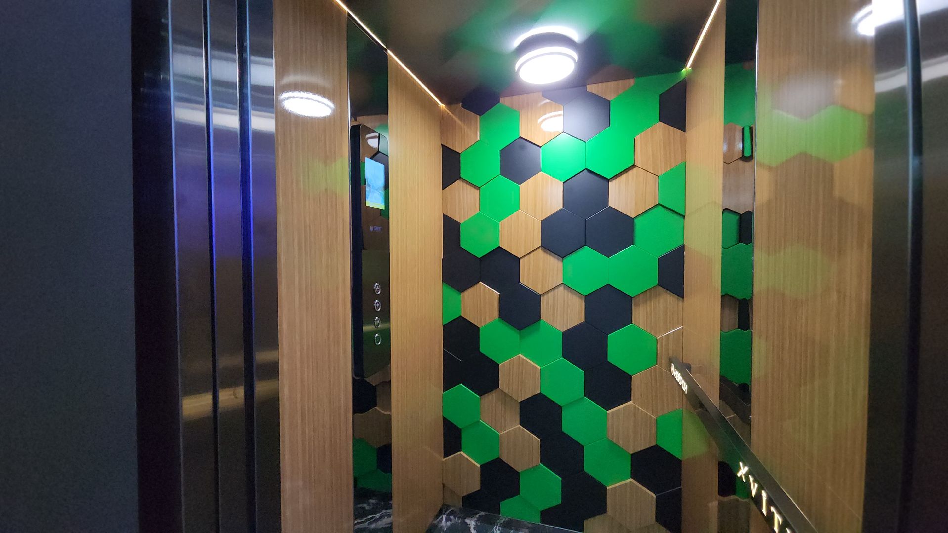 Красногорск, крокус экспо, лифты, выставка,