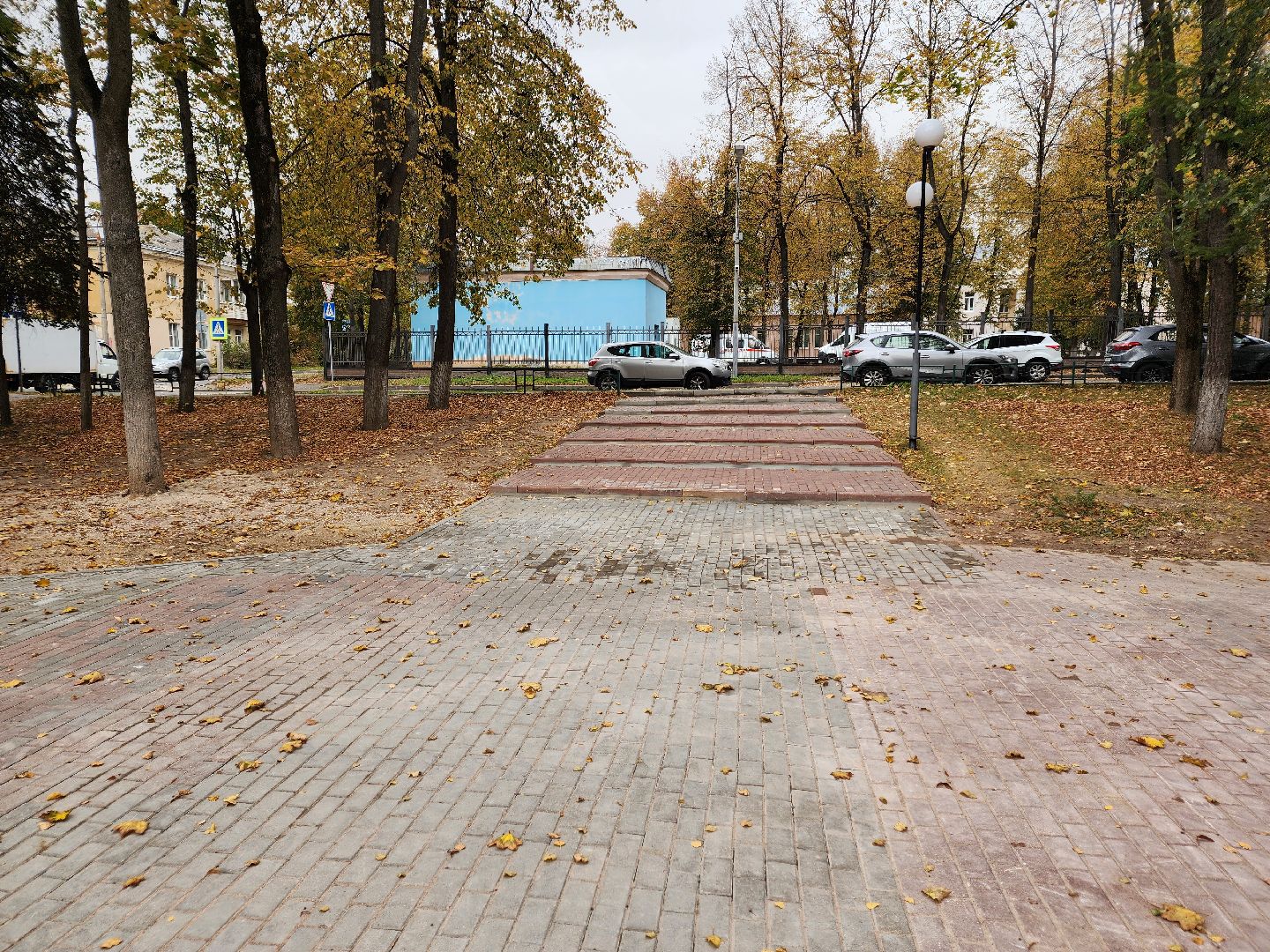 Чехов, сквер Ветеранов, благоустройство, замена брусчатки, ямочный ремонт, пешеходная зона, портал Добродел, Добродел благоустройство, Добродел общественные территории,