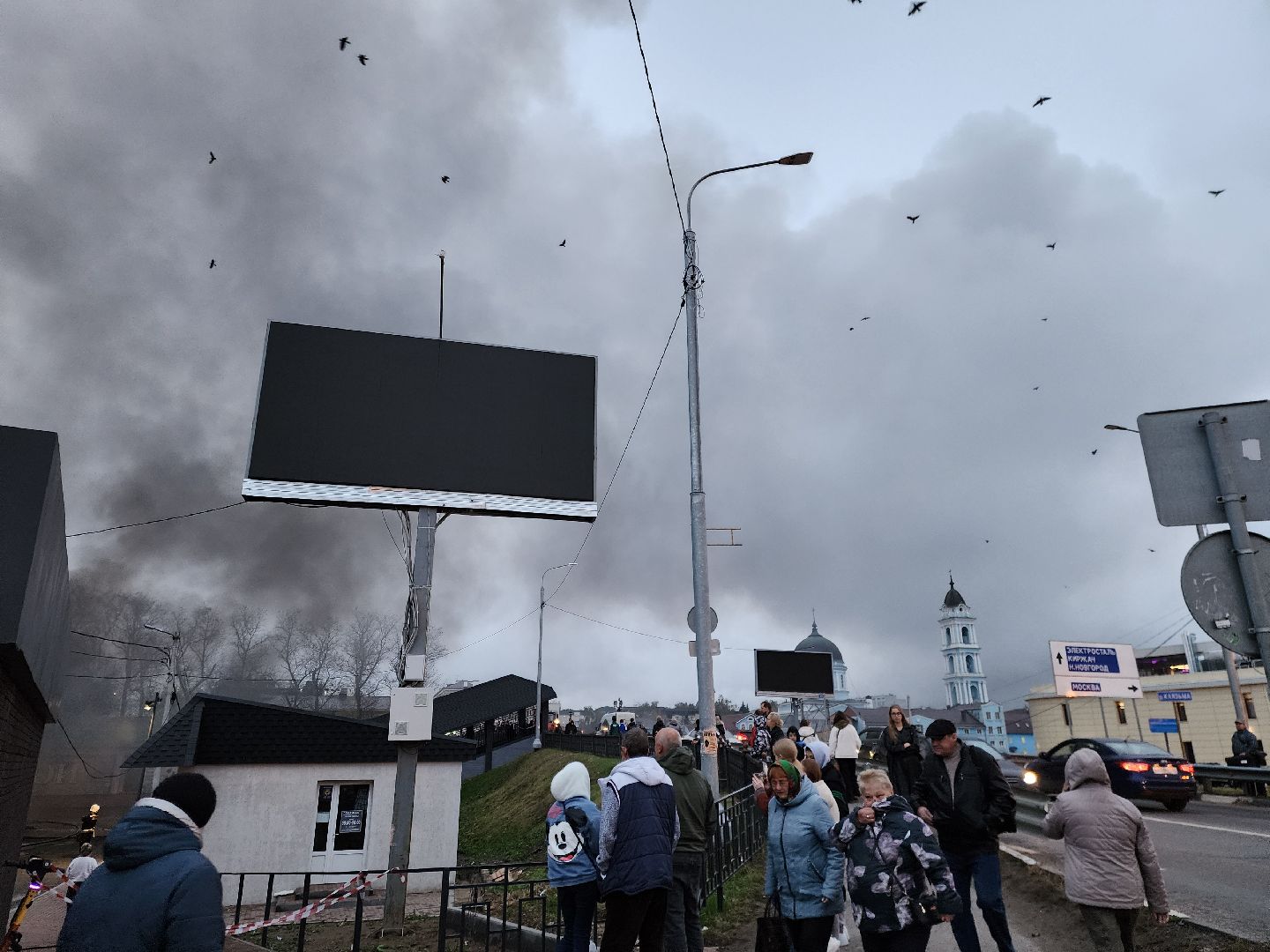 ногинск, жители, общество, пожар, тушение пожара, глуховский рынок, загорелся рынок, мчс, пожарные, чп,