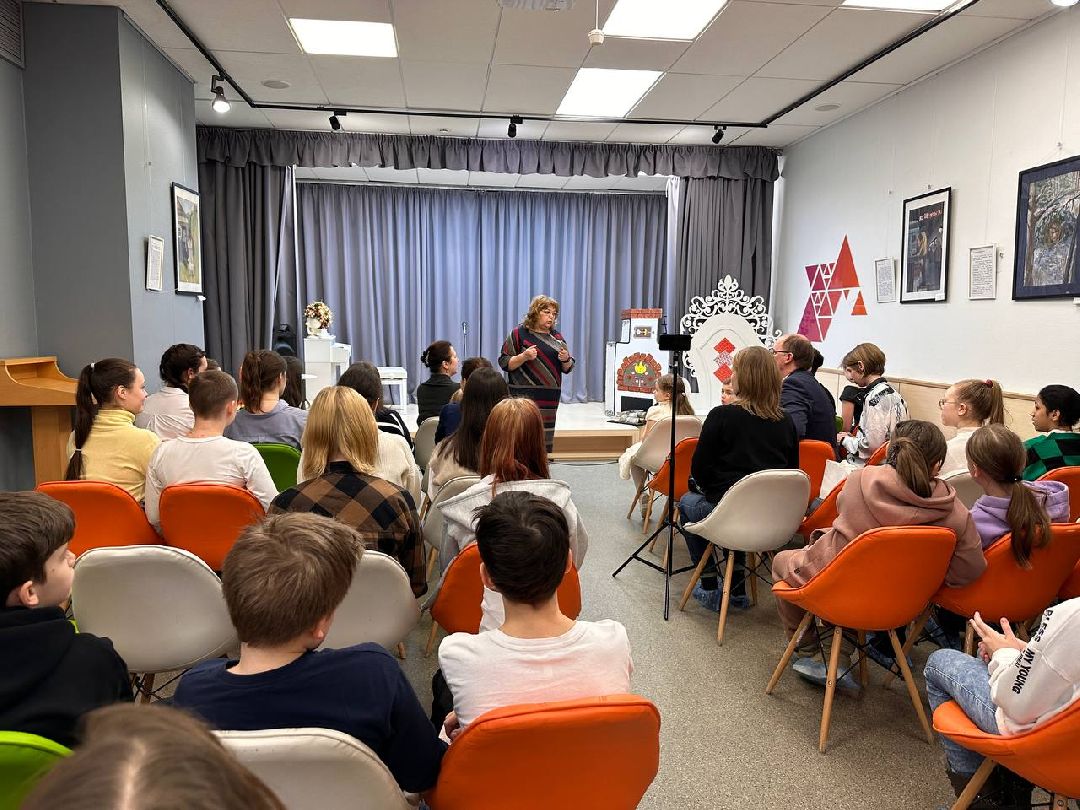 Одинцово, Выставка, Школа искусств, Великая Отечественная война, Подвиг героев