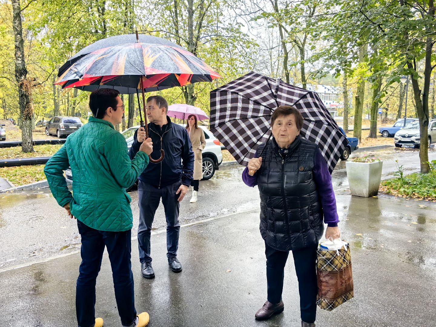 благоустройство, тротуар, пешеходная зона, дети, школа, велопарковка,