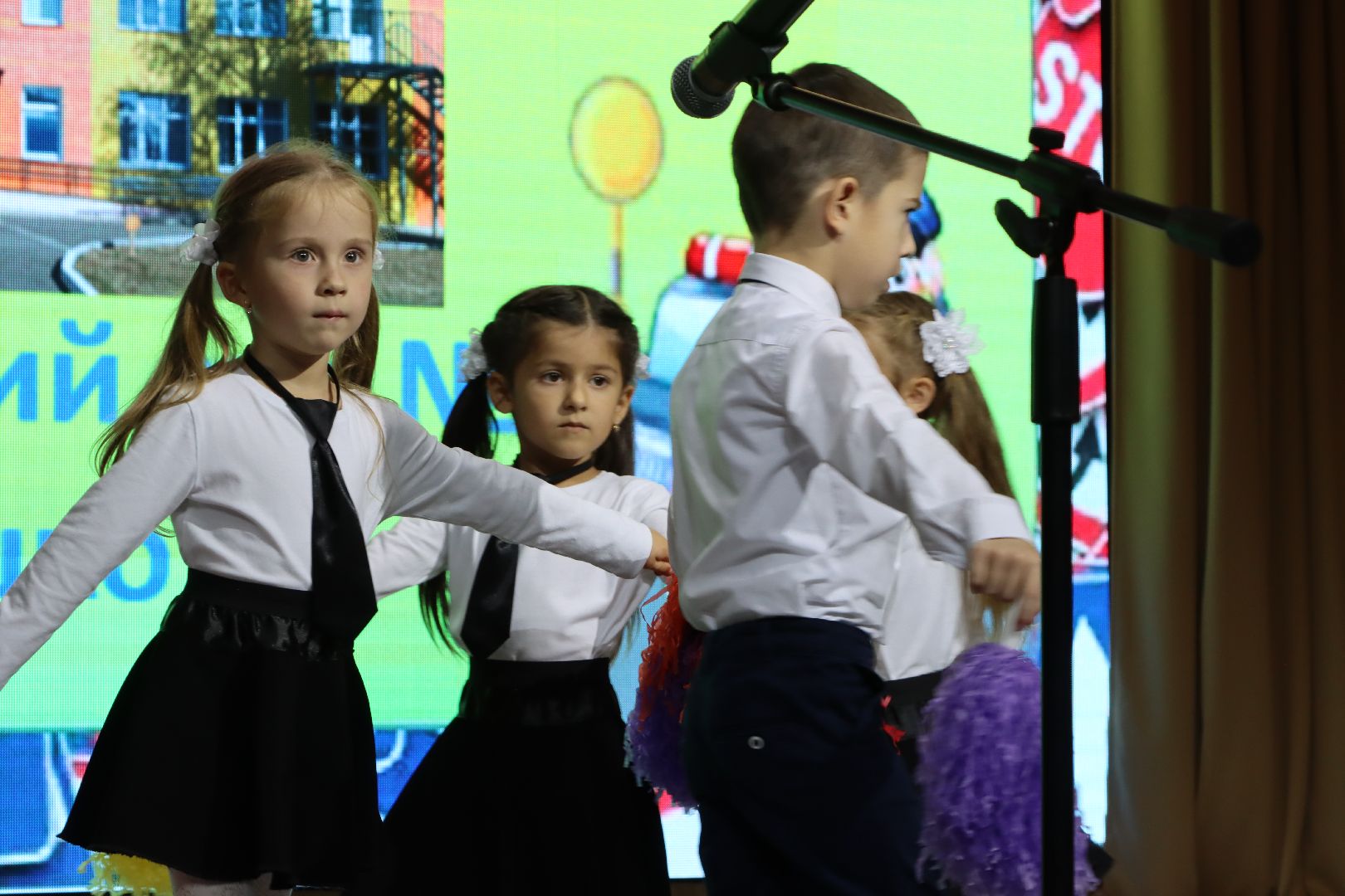 лотошино, конкурс, лотошинский цдк, юные инспекторы дорожного движения, образование,