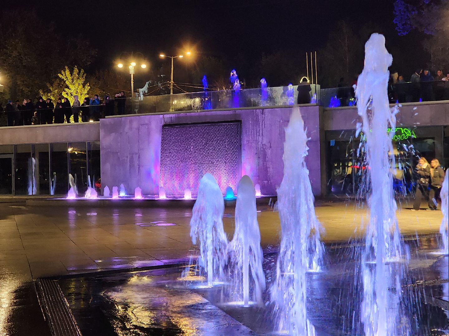 ногинск, жители, общество, фонтанная площадь, шоу фонтанов, концертная программа, фонтаны,