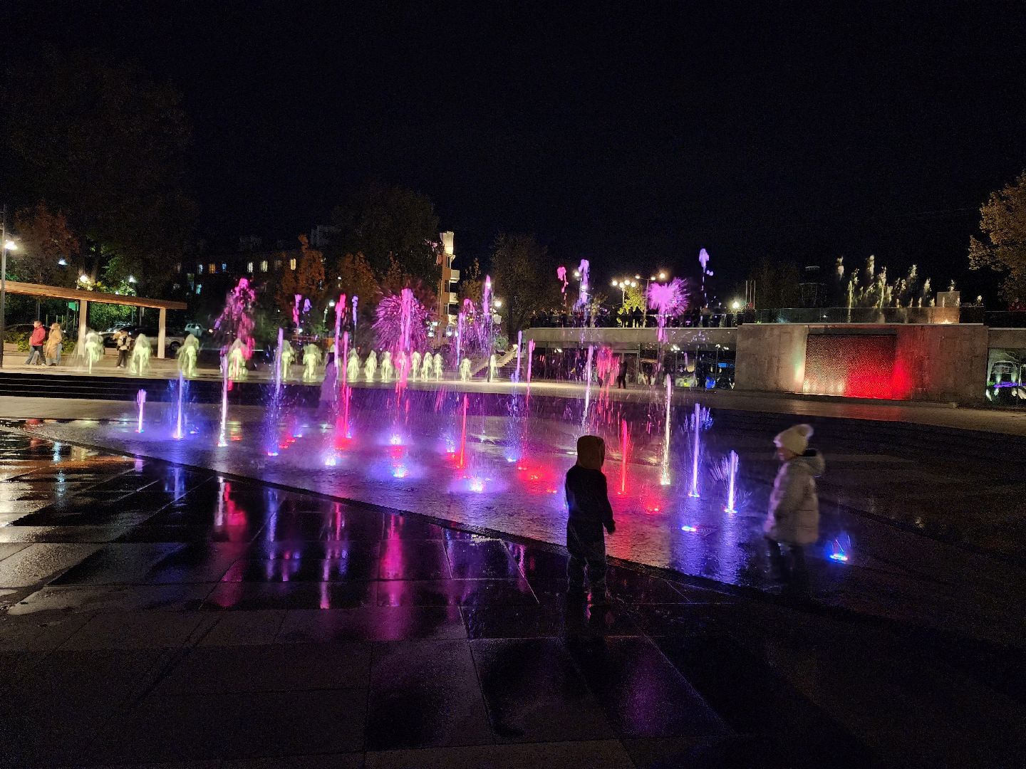 ногинск, жители, общество, фонтанная площадь, шоу фонтанов, концертная программа, фонтаны,